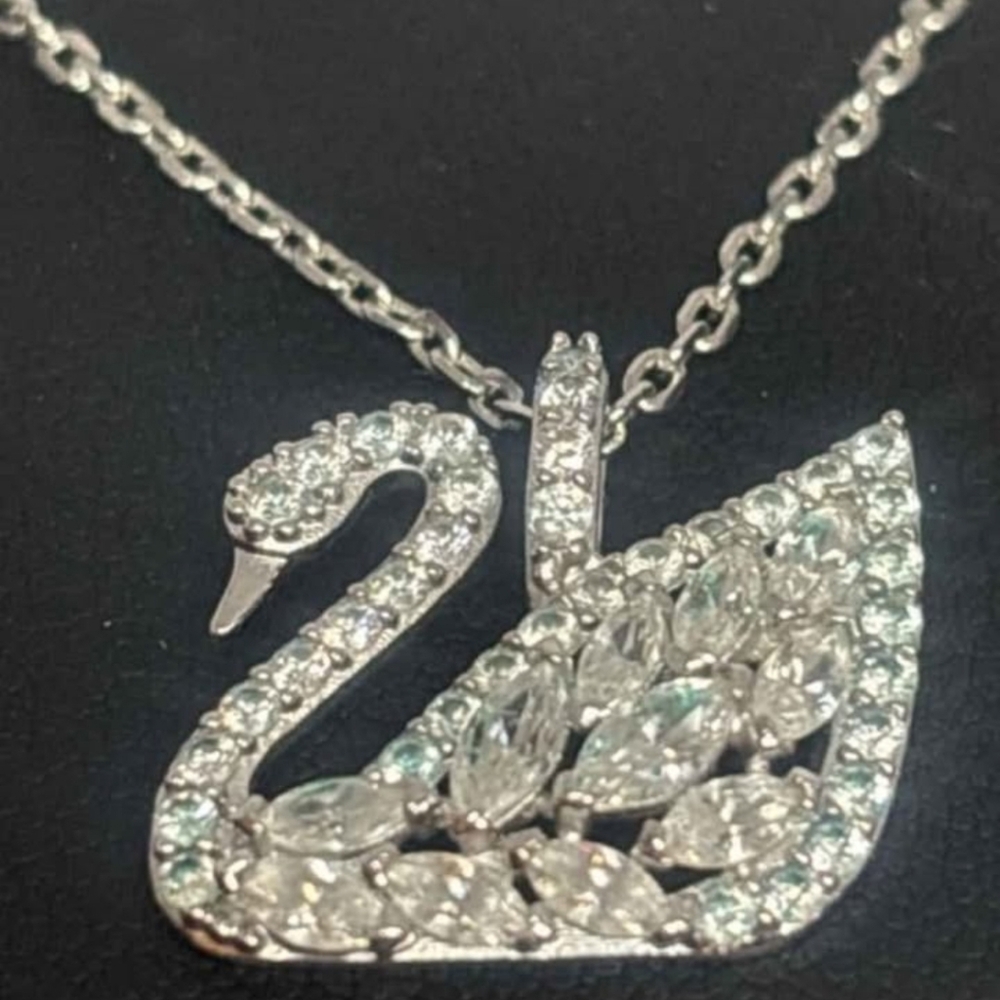 Swarovski Clear Crystal Swan Pendant Necklace in Silver Tone